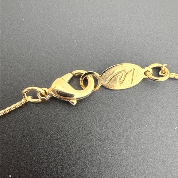 Two-tone, silver and gold necklace and earrings set - Picture 4 of 6